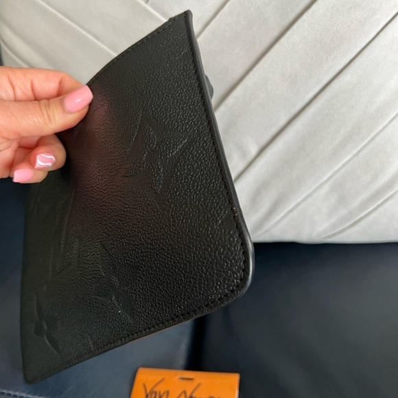 Louis Vuitton Neverfull MM Empreinte pouch - Picture 4 of 16